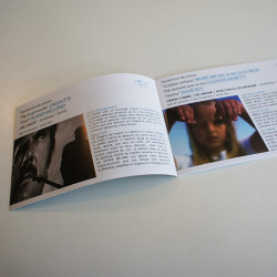 Dépliants A6 paysage 135grs brillant 4 pages - 5 000 exemplaires - pliage en deux